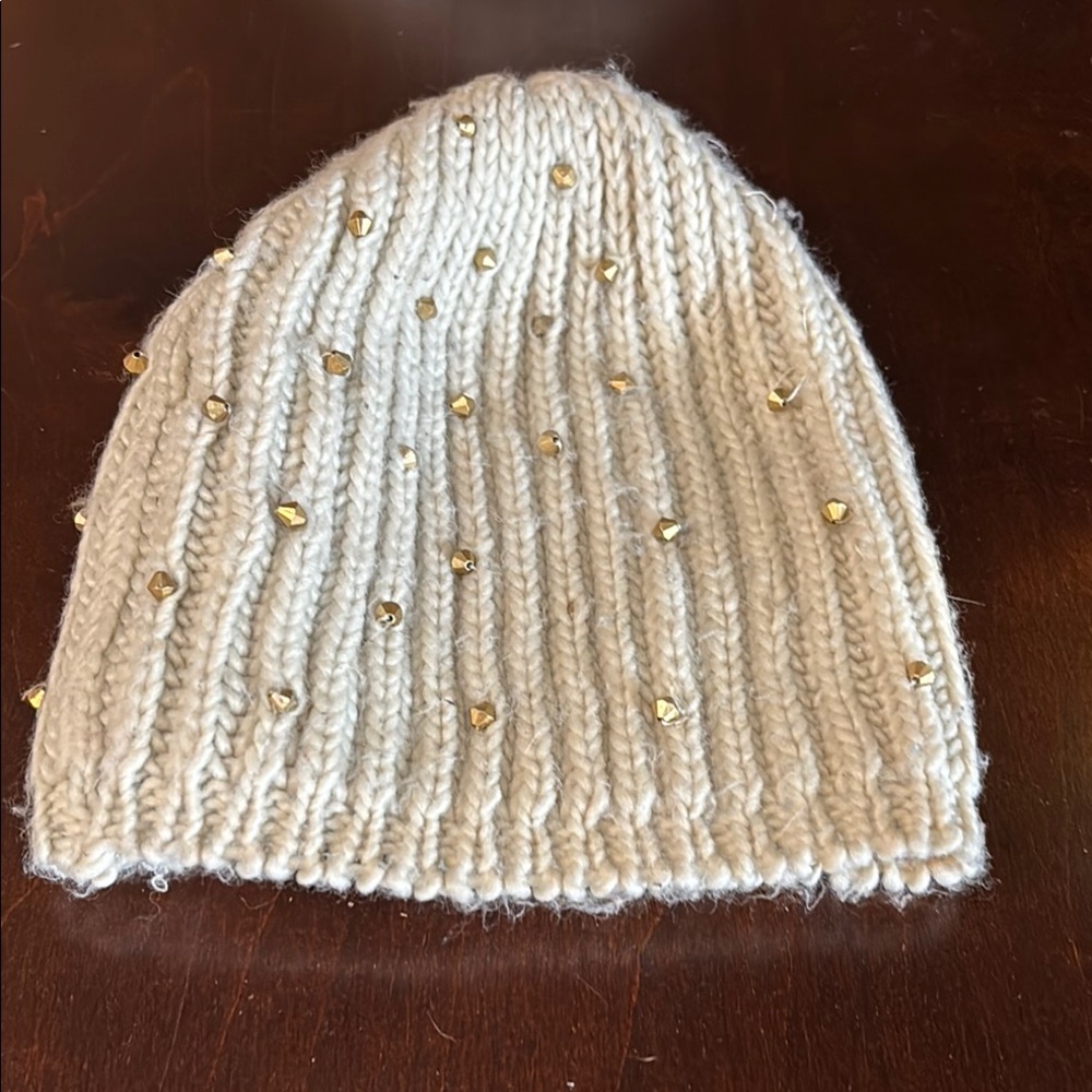 Gold-Embellished Cream Knit Beanie
